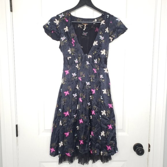 Free People Dresses & Skirts - Free people plunge silk floral navy dress